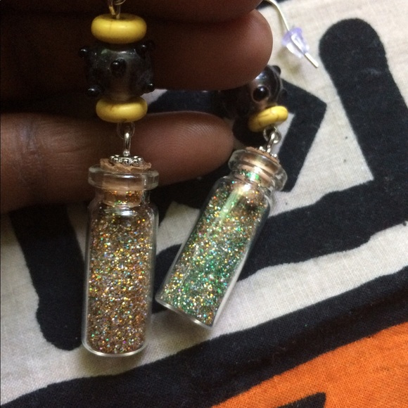 Beautiful handmade airing - Picture 3 of 3